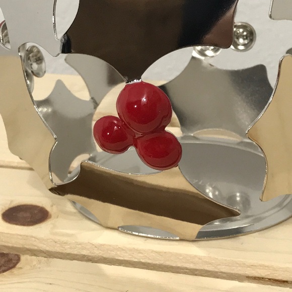 Modern Holly Candle Holder- PartyLite - Picture 2 of 5